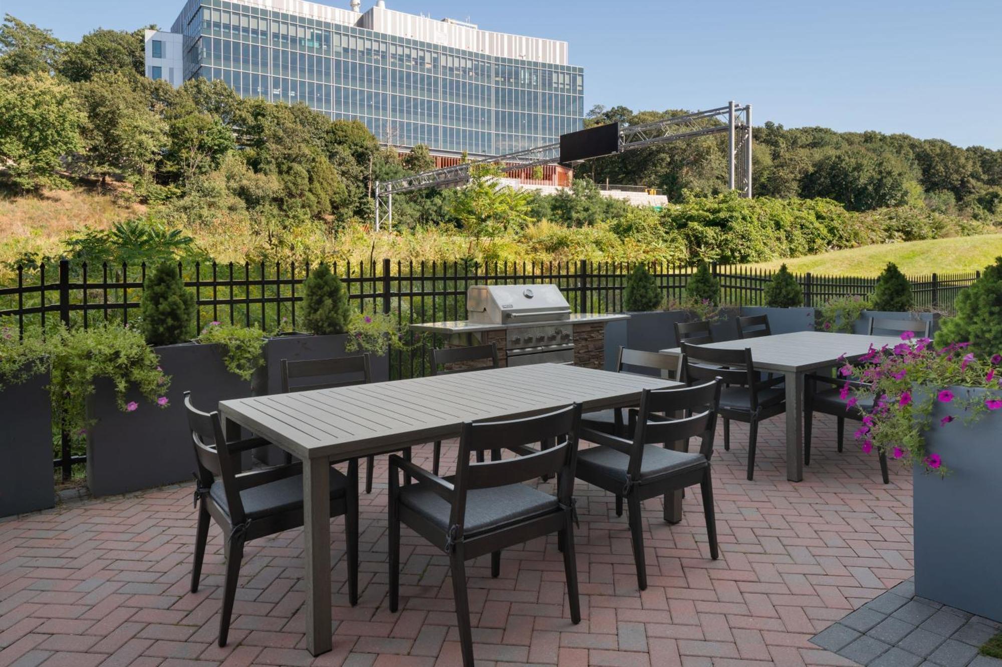 Residence Inn By Marriott Boston Waltham Zewnętrze zdjęcie